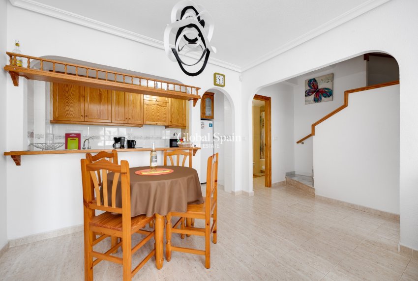 Wiederverkauf - WOHNUNG -
ORIHUELA COSTA - Costa Blanca