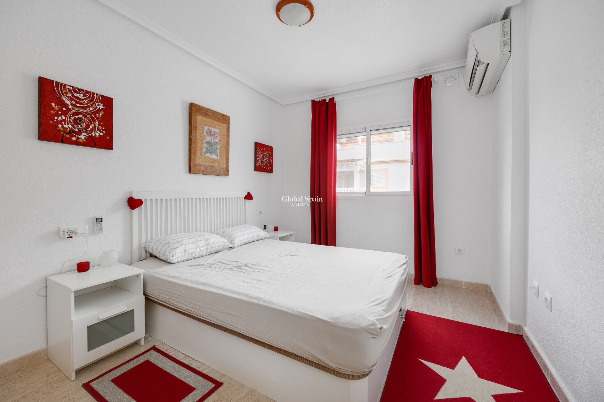 Wiederverkauf - WOHNUNG -
ORIHUELA COSTA - Costa Blanca