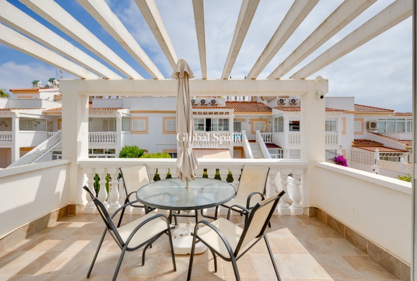 Wiederverkauf - WOHNUNG -
ORIHUELA COSTA - Costa Blanca