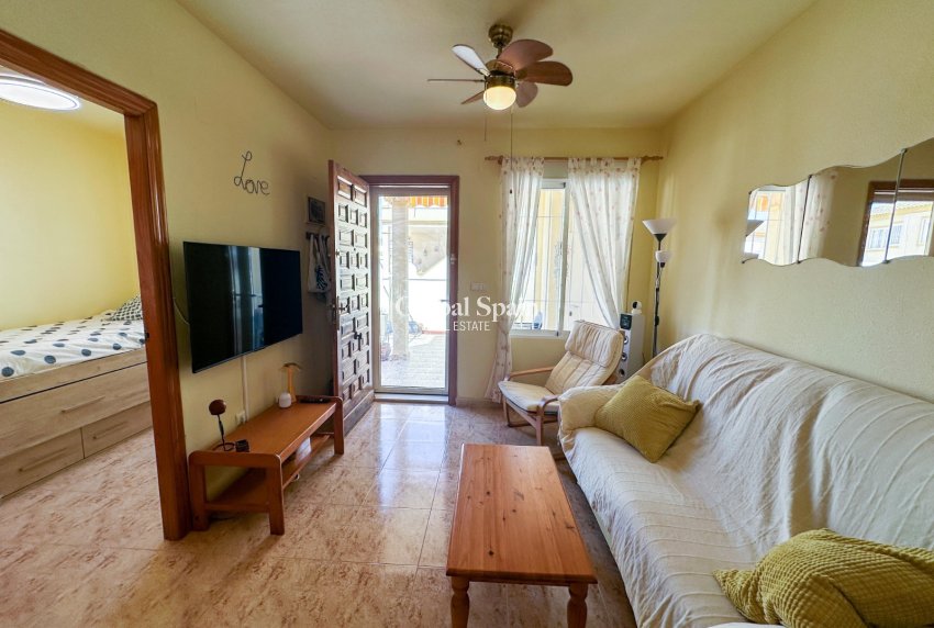 Wiederverkauf - WOHNUNG -
ORIHUELA COSTA - Costa Blanca