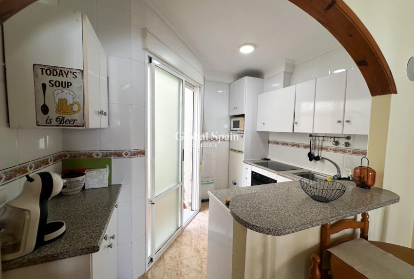 Wiederverkauf - WOHNUNG -
ORIHUELA COSTA - Costa Blanca