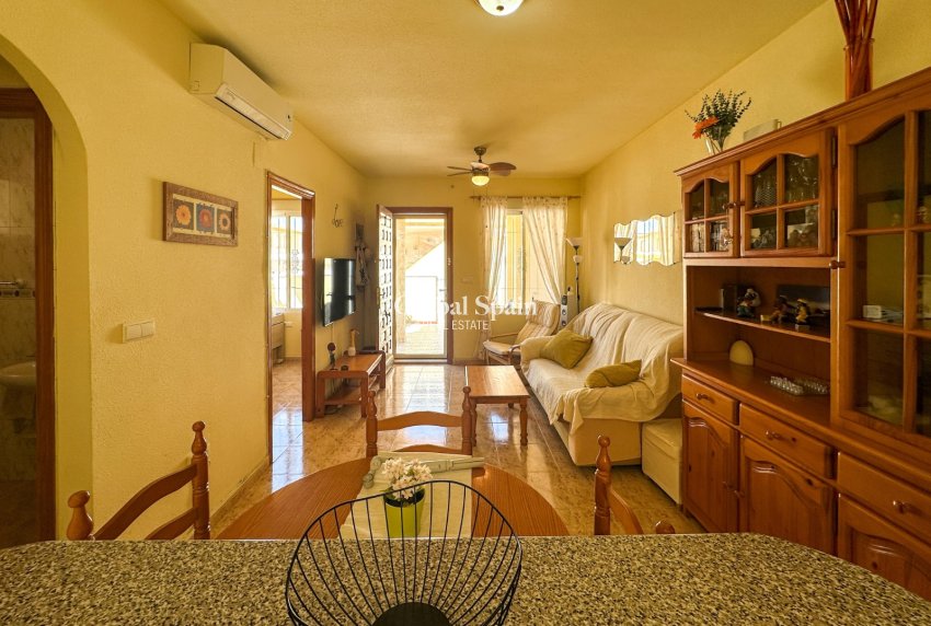 Wiederverkauf - WOHNUNG -
ORIHUELA COSTA - Costa Blanca