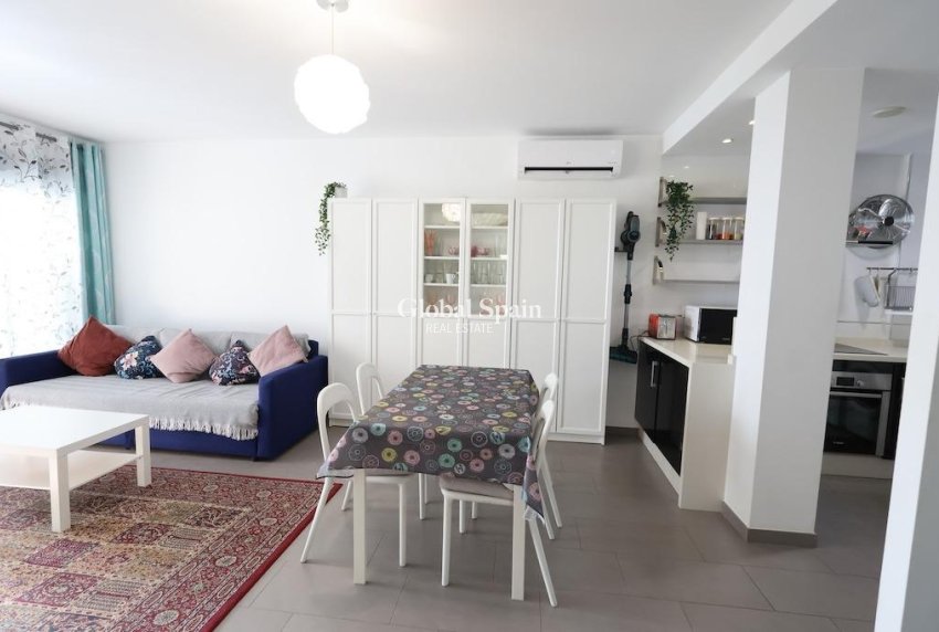 Wiederverkauf - WOHNUNG -
ORIHUELA COSTA - Costa Blanca