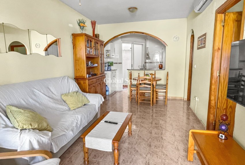 Wiederverkauf - WOHNUNG -
ORIHUELA COSTA - Costa Blanca
