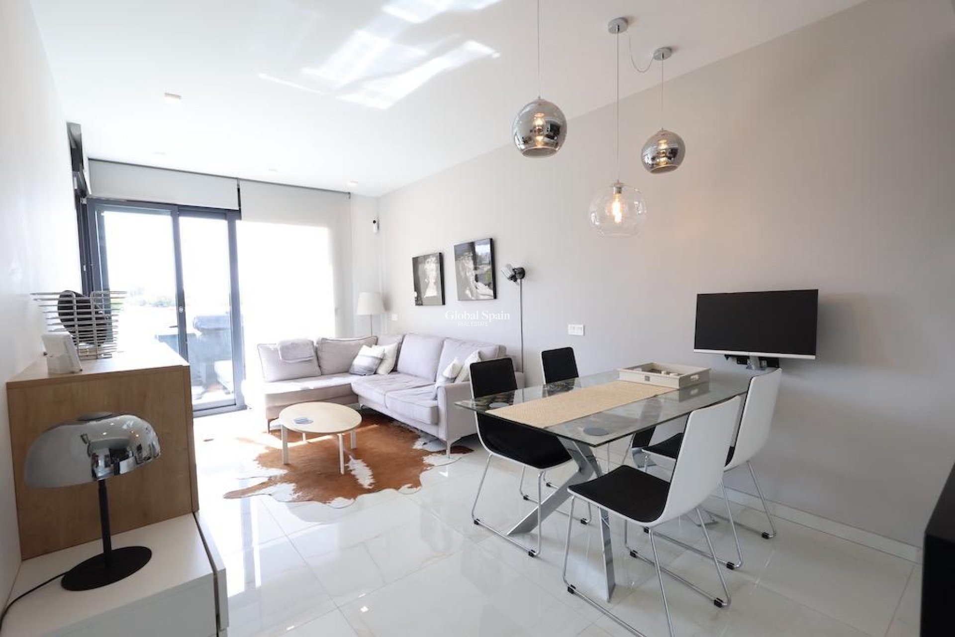 Wiederverkauf - WOHNUNG -
ORIHUELA COSTA - Costa Blanca