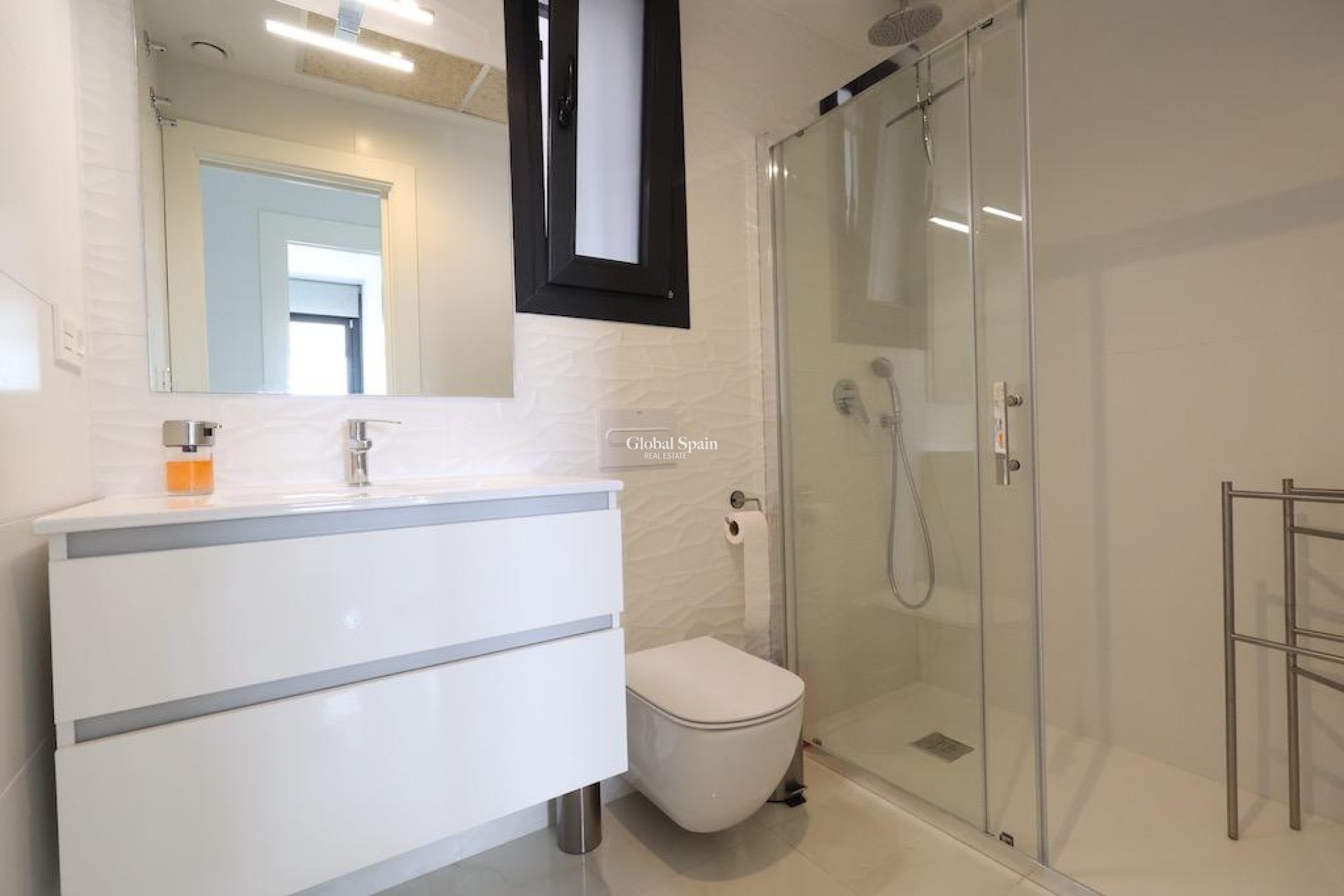 Wiederverkauf - WOHNUNG -
ORIHUELA COSTA - Costa Blanca