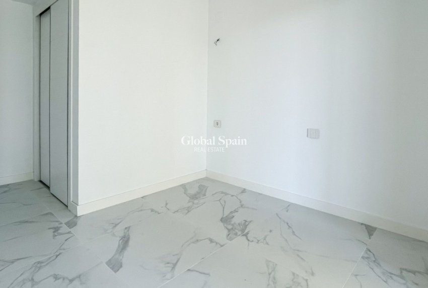 Wiederverkauf - WOHNUNG -
ORIHUELA COSTA - Costa Blanca