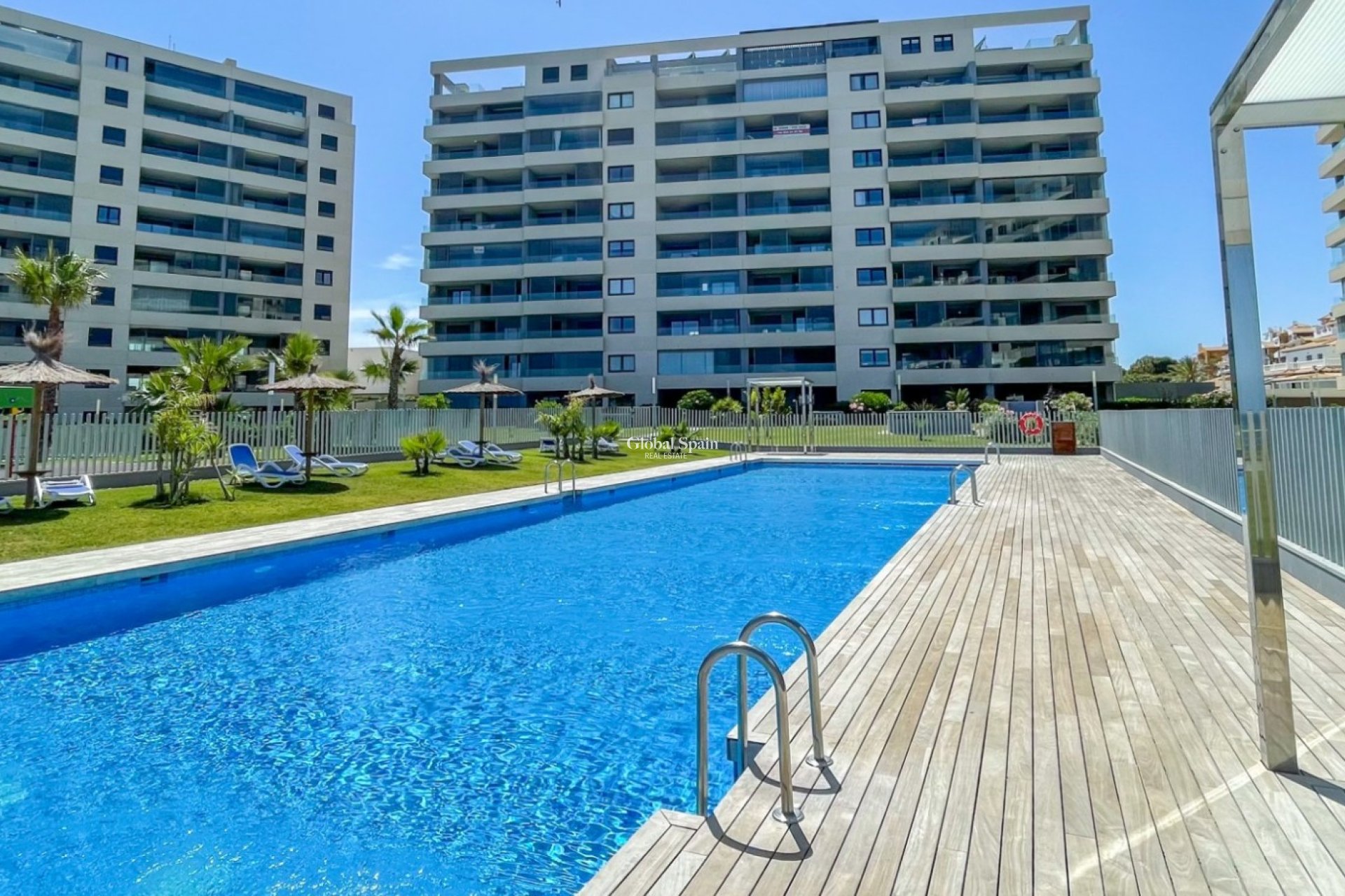 Wiederverkauf - WOHNUNG -
ORIHUELA COSTA - Costa Blanca