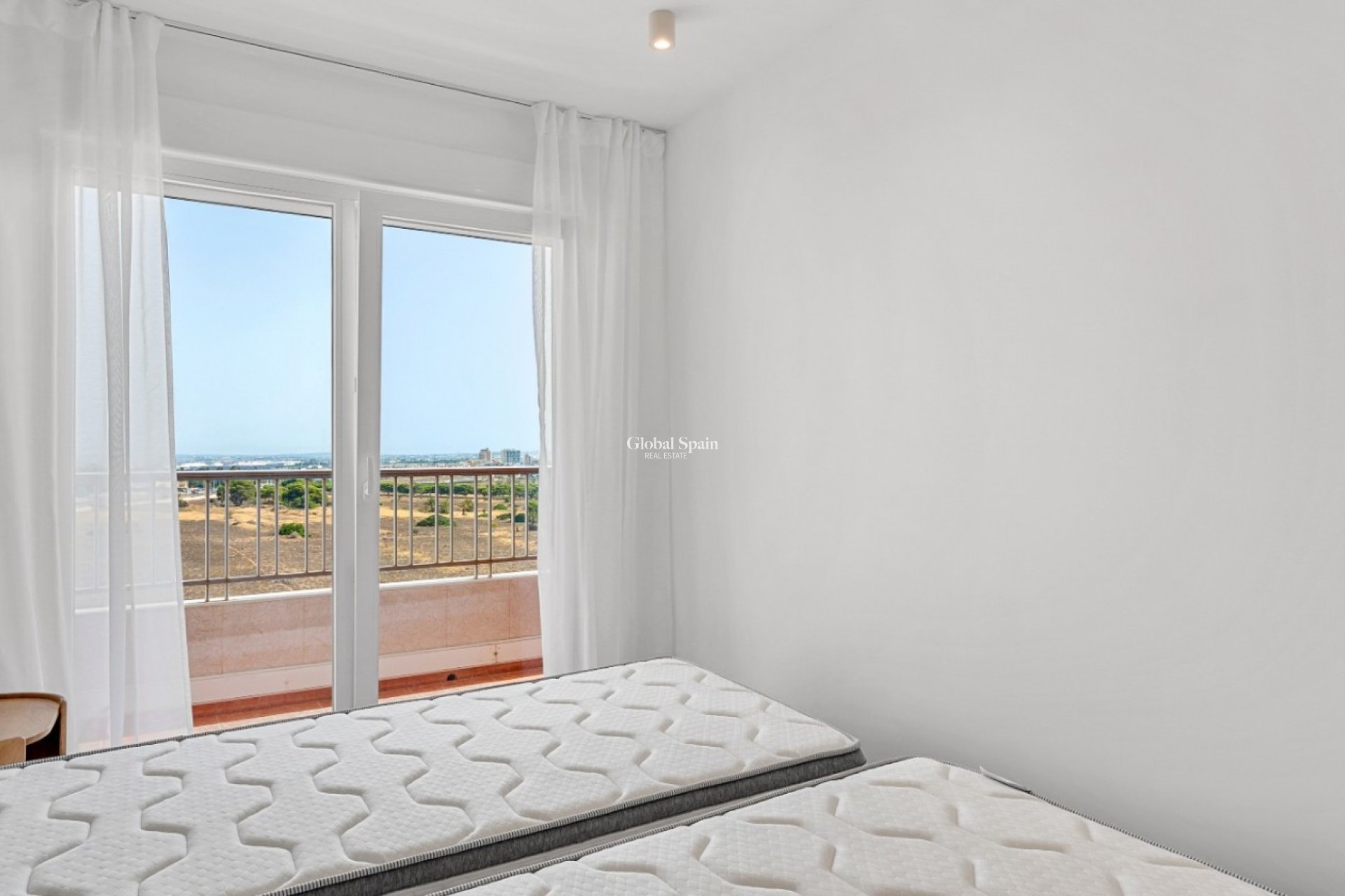 Wiederverkauf - WOHNUNG -
ORIHUELA COSTA - Costa Blanca