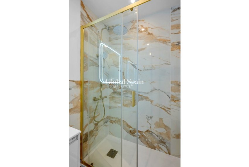 Wiederverkauf - WOHNUNG -
ORIHUELA COSTA - Costa Blanca
