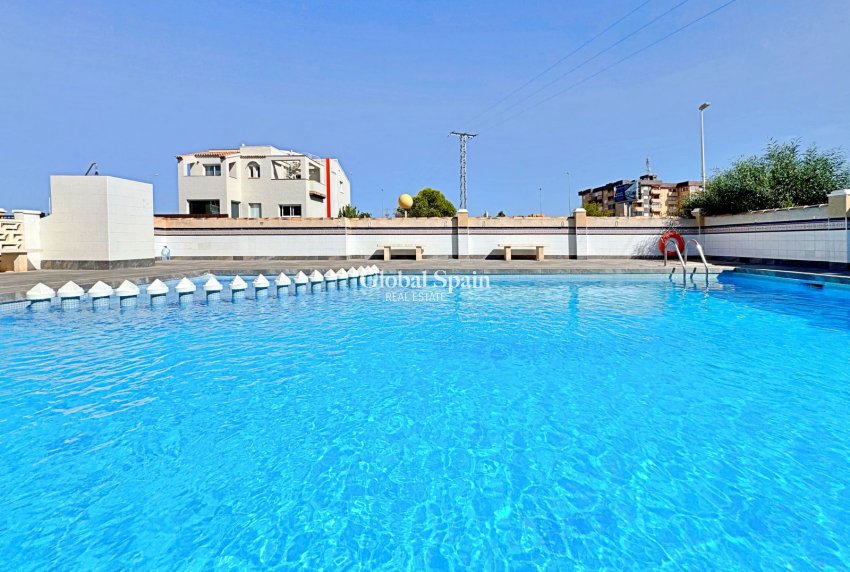 Wiederverkauf - WOHNUNG -
ORIHUELA COSTA - Costa Blanca