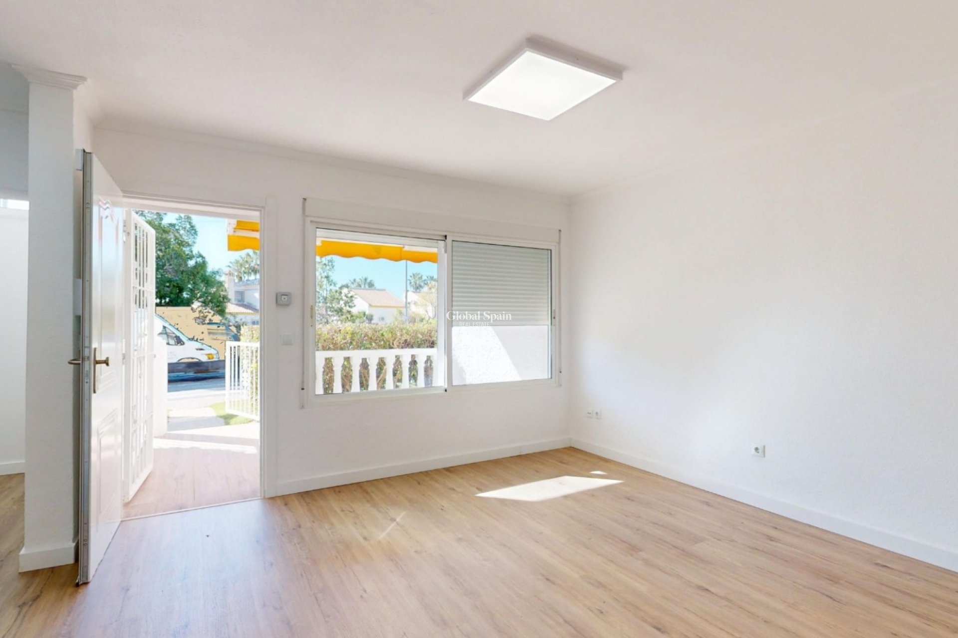 Wiederverkauf - WOHNUNG -
ORIHUELA COSTA - Costa Blanca