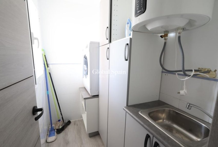 Wiederverkauf - WOHNUNG -
ORIHUELA COSTA - Costa Blanca