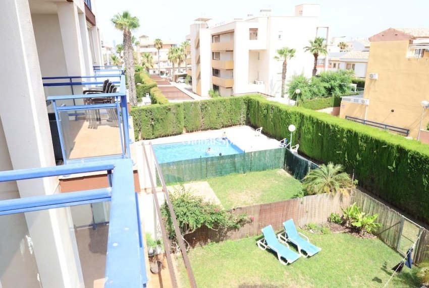 Wiederverkauf - WOHNUNG -
ORIHUELA COSTA - Costa Blanca