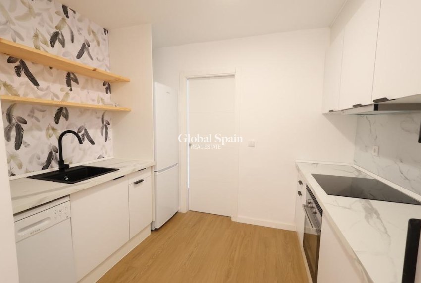 Wiederverkauf - WOHNUNG -
ORIHUELA COSTA - Costa Blanca