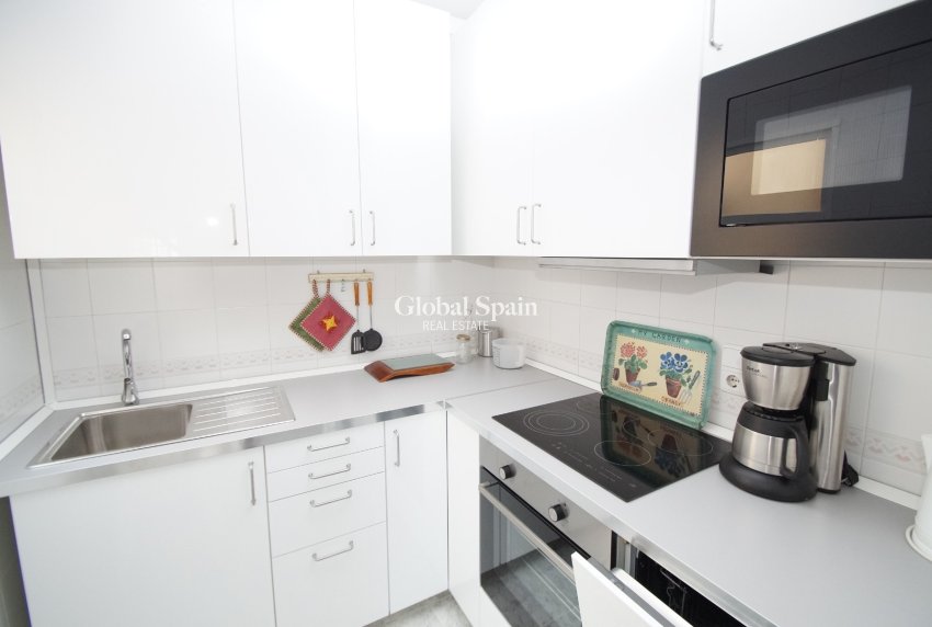 Wiederverkauf - WOHNUNG -
ORIHUELA COSTA - Costa Blanca