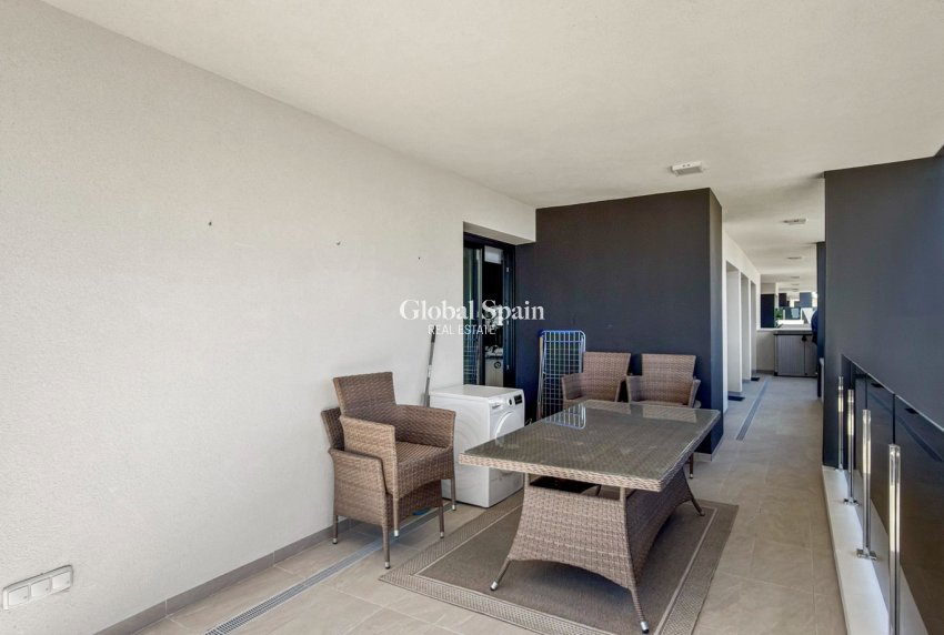 Wiederverkauf - WOHNUNG -
ORIHUELA COSTA - Costa Blanca