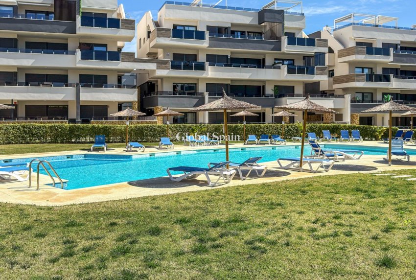 Wiederverkauf - WOHNUNG -
ORIHUELA COSTA - Costa Blanca