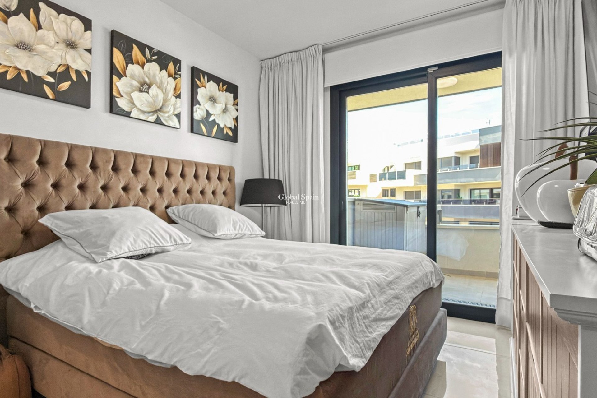 Wiederverkauf - WOHNUNG -
ORIHUELA COSTA - Costa Blanca