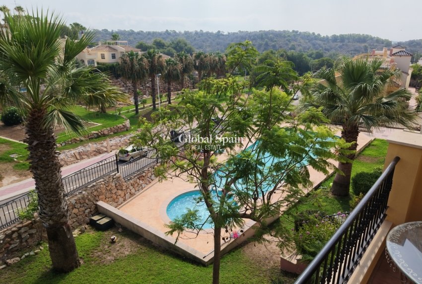 Wiederverkauf - WOHNUNG -
ORIHUELA COSTA - Costa Blanca