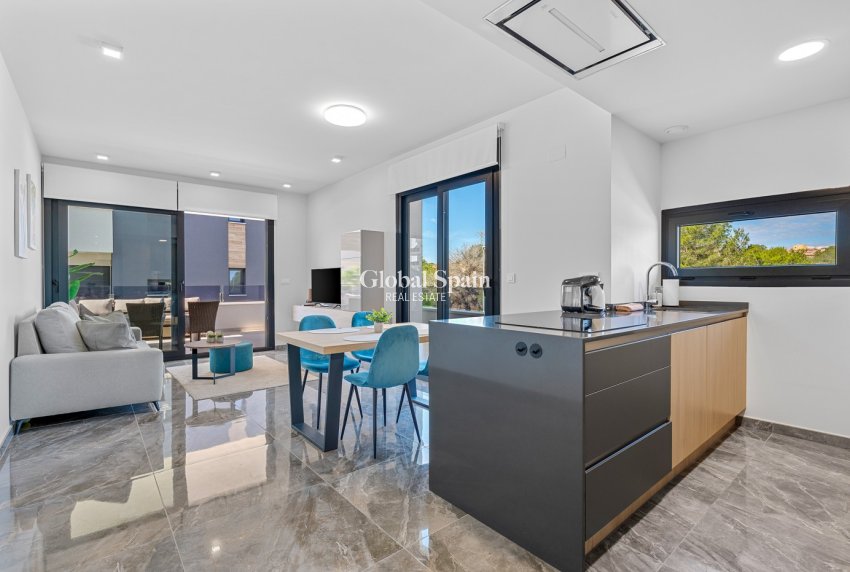 Wiederverkauf - WOHNUNG -
ORIHUELA COSTA - Costa Blanca