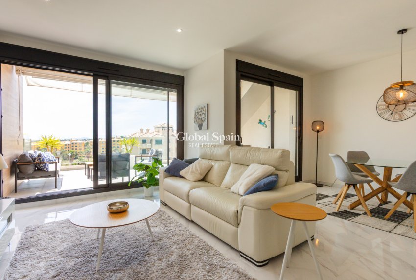 Wiederverkauf - WOHNUNG -
ORIHUELA COSTA - Costa Blanca