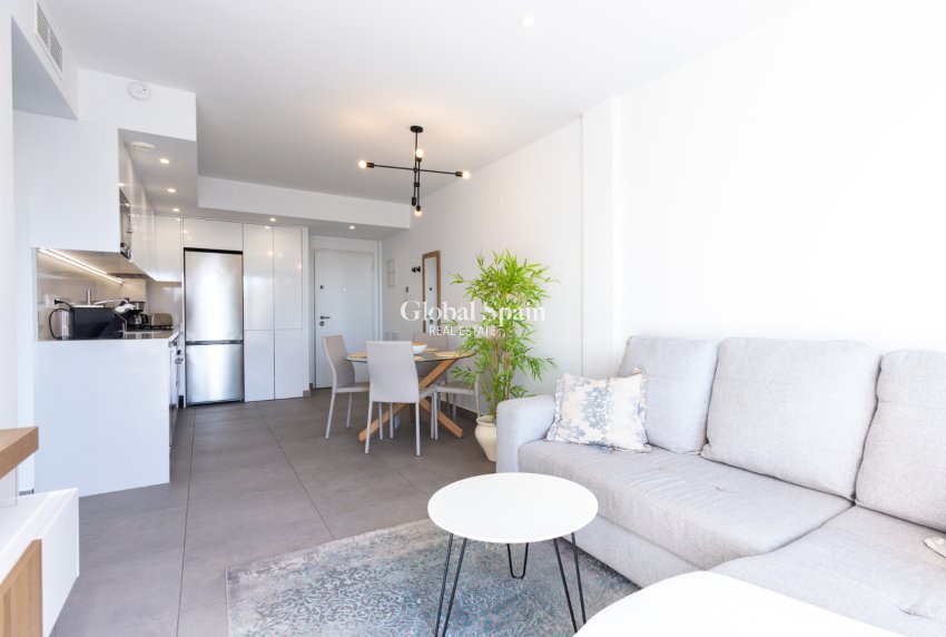 Wiederverkauf - WOHNUNG -
ORIHUELA COSTA - Costa Blanca
