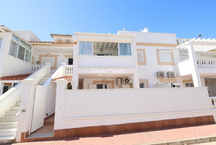 Wiederverkauf - WOHNUNG -
ORIHUELA COSTA - Costa Blanca