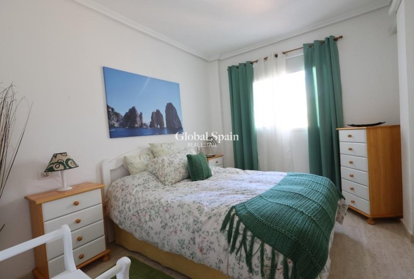 Wiederverkauf - WOHNUNG -
ORIHUELA COSTA - Costa Blanca