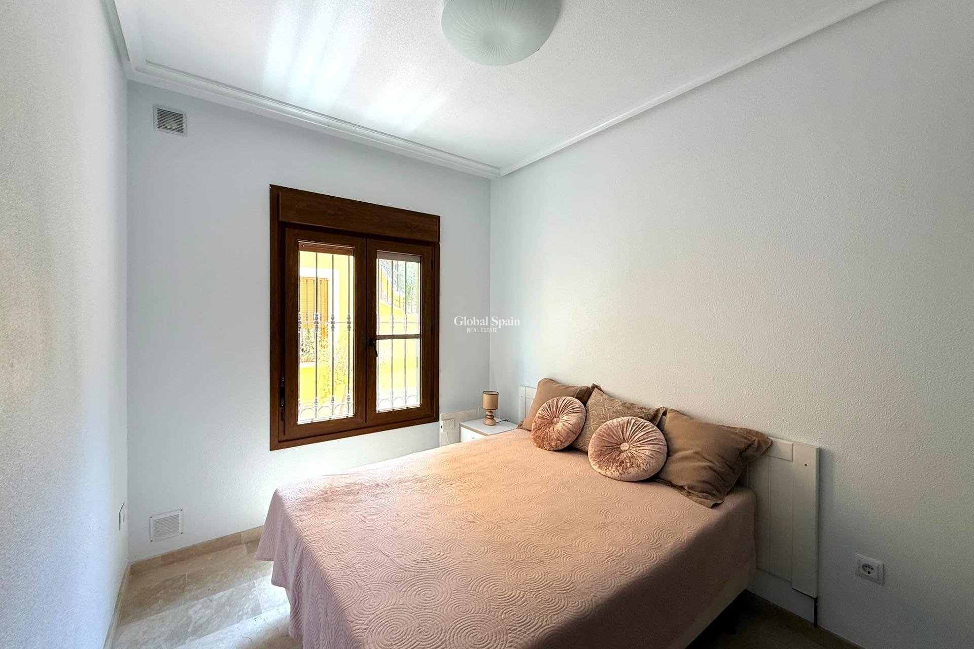 Wiederverkauf - WOHNUNG -
ORIHUELA COSTA - Costa Blanca