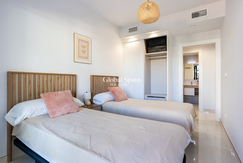 Wiederverkauf - WOHNUNG -
ORIHUELA COSTA - Costa Blanca