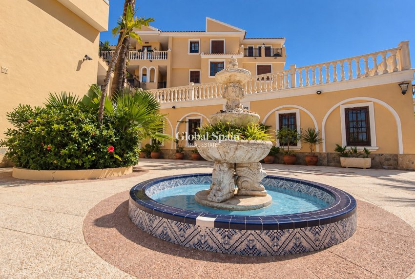 Wiederverkauf - WOHNUNG -
ORIHUELA COSTA - Costa Blanca