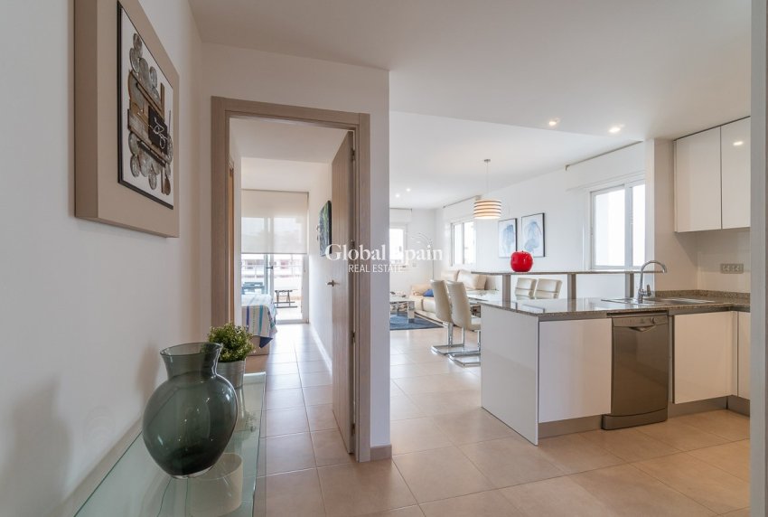 Wiederverkauf - WOHNUNG -
ORIHUELA COSTA - Costa Blanca