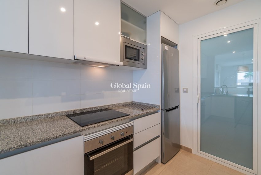 Wiederverkauf - WOHNUNG -
ORIHUELA COSTA - Costa Blanca