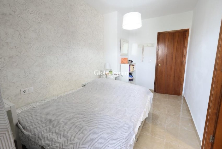 Wiederverkauf - WOHNUNG -
ORIHUELA COSTA - Costa Blanca