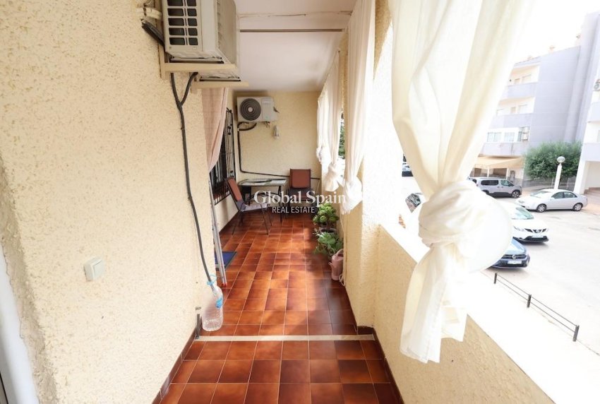 Wiederverkauf - WOHNUNG -
ORIHUELA COSTA - Costa Blanca