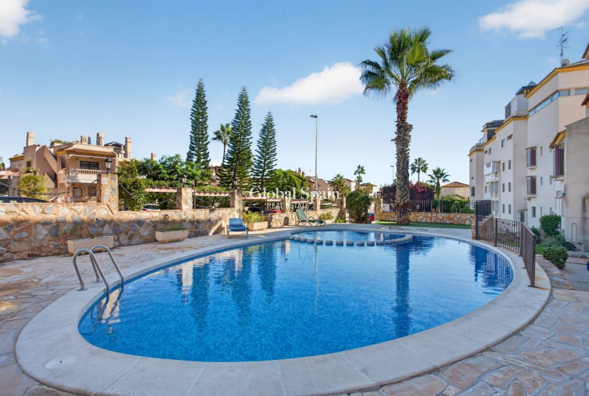 Wiederverkauf - WOHNUNG -
ORIHUELA COSTA - Costa Blanca