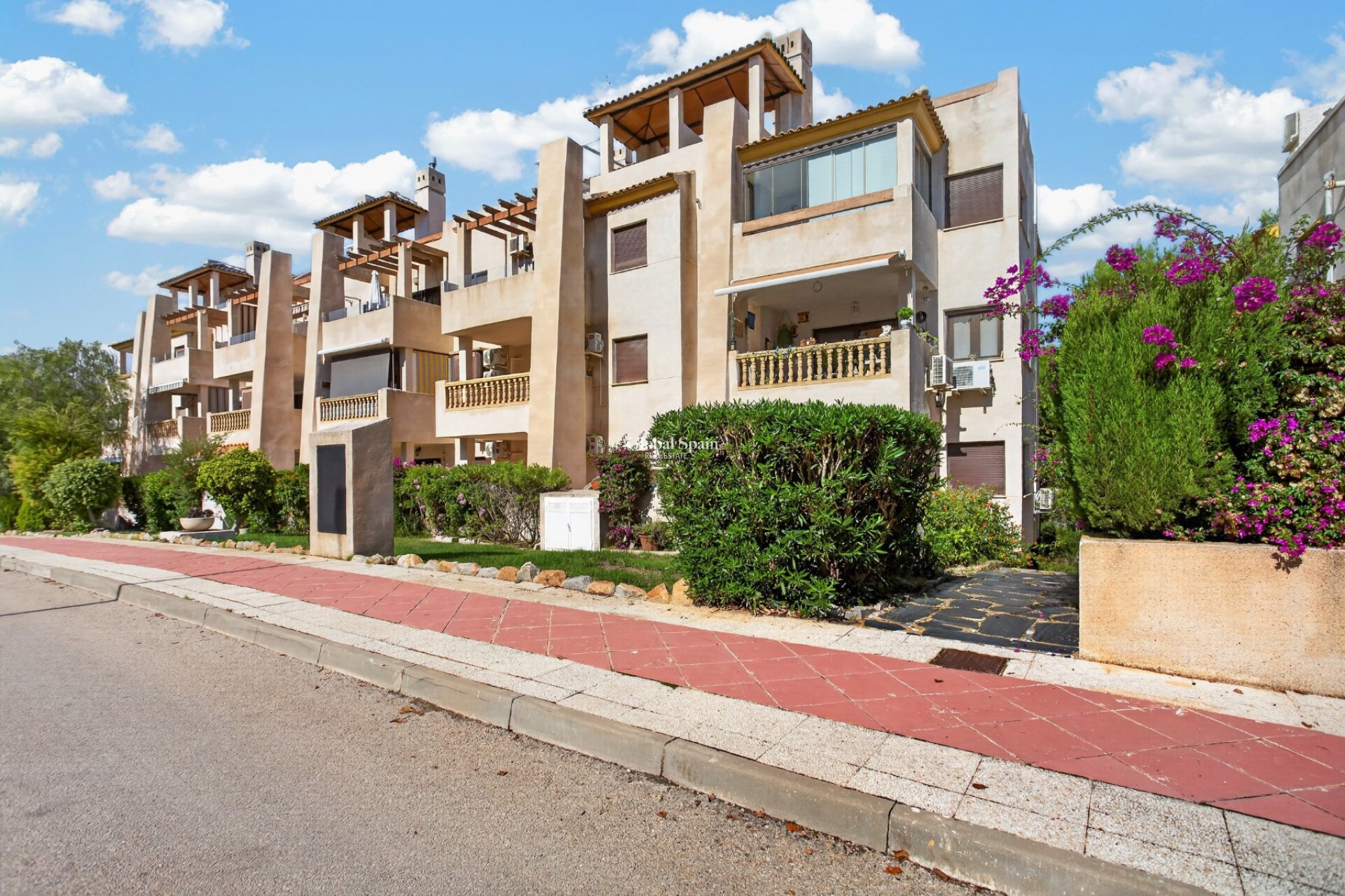 Wiederverkauf - WOHNUNG -
ORIHUELA COSTA - Costa Blanca