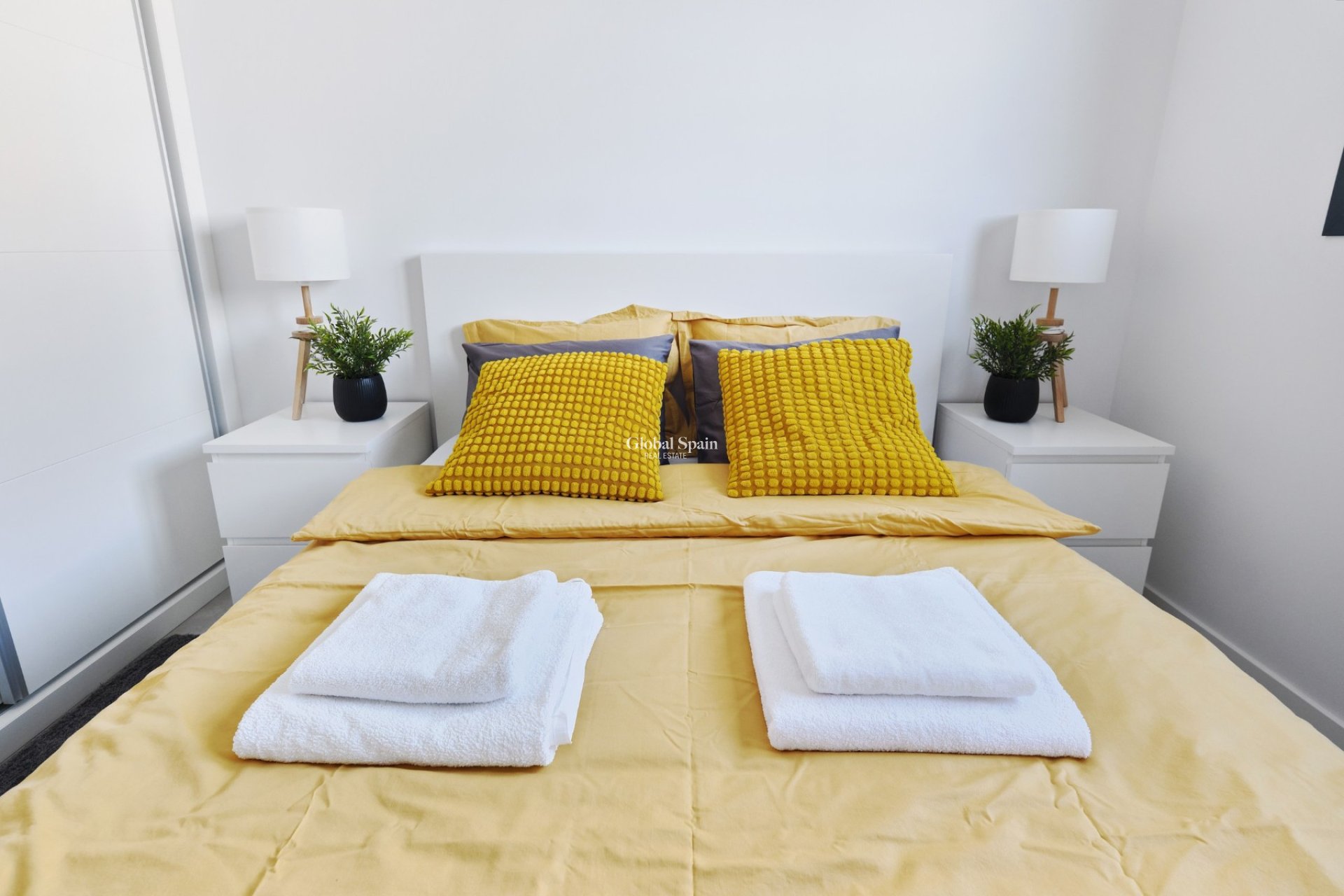 Wiederverkauf - WOHNUNG -
ORIHUELA COSTA - DEHESA DE CAMPOAMOR