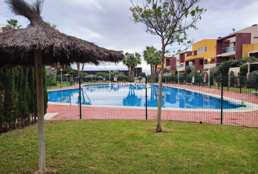 Wiederverkauf - WOHNUNG -
ORIHUELA COSTA - Horizonte - La Campana