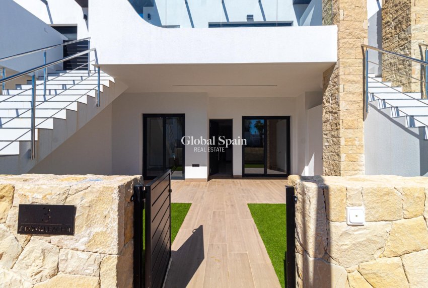 Wiederverkauf - WOHNUNG -
ORIHUELA COSTA - La Ciñuelica