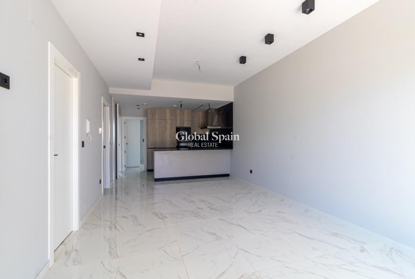 Wiederverkauf - WOHNUNG -
ORIHUELA COSTA - La Ciñuelica