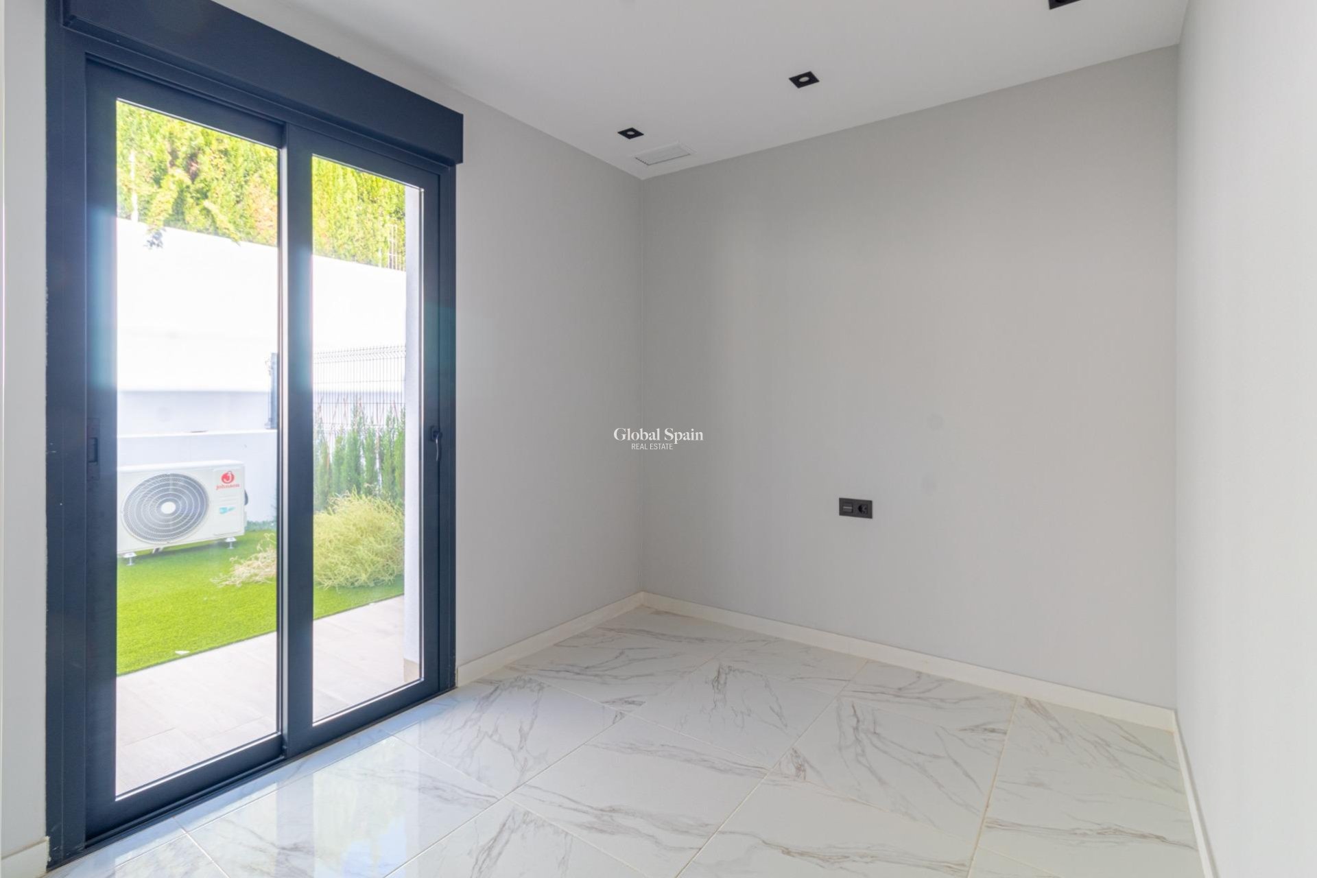 Wiederverkauf - WOHNUNG -
ORIHUELA COSTA - La Ciñuelica