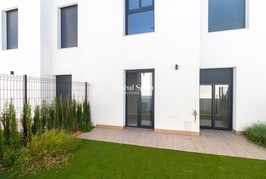 Wiederverkauf - WOHNUNG -
ORIHUELA COSTA - La Ciñuelica