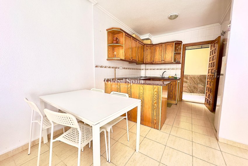 Wiederverkauf - WOHNUNG -
ORIHUELA COSTA - La Florida