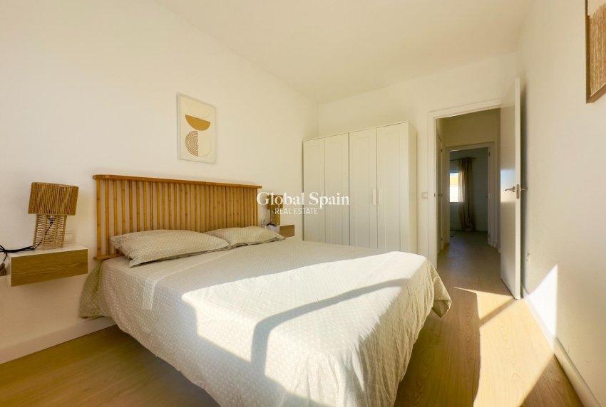 Wiederverkauf - Wohnung -
ORIHUELA COSTA - La Regia