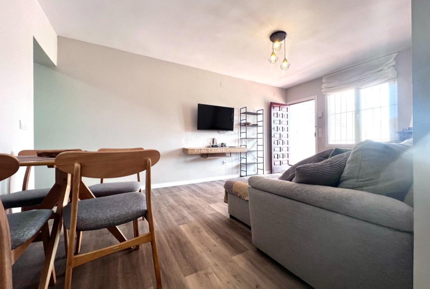 Wiederverkauf - WOHNUNG -
ORIHUELA COSTA - La Regia