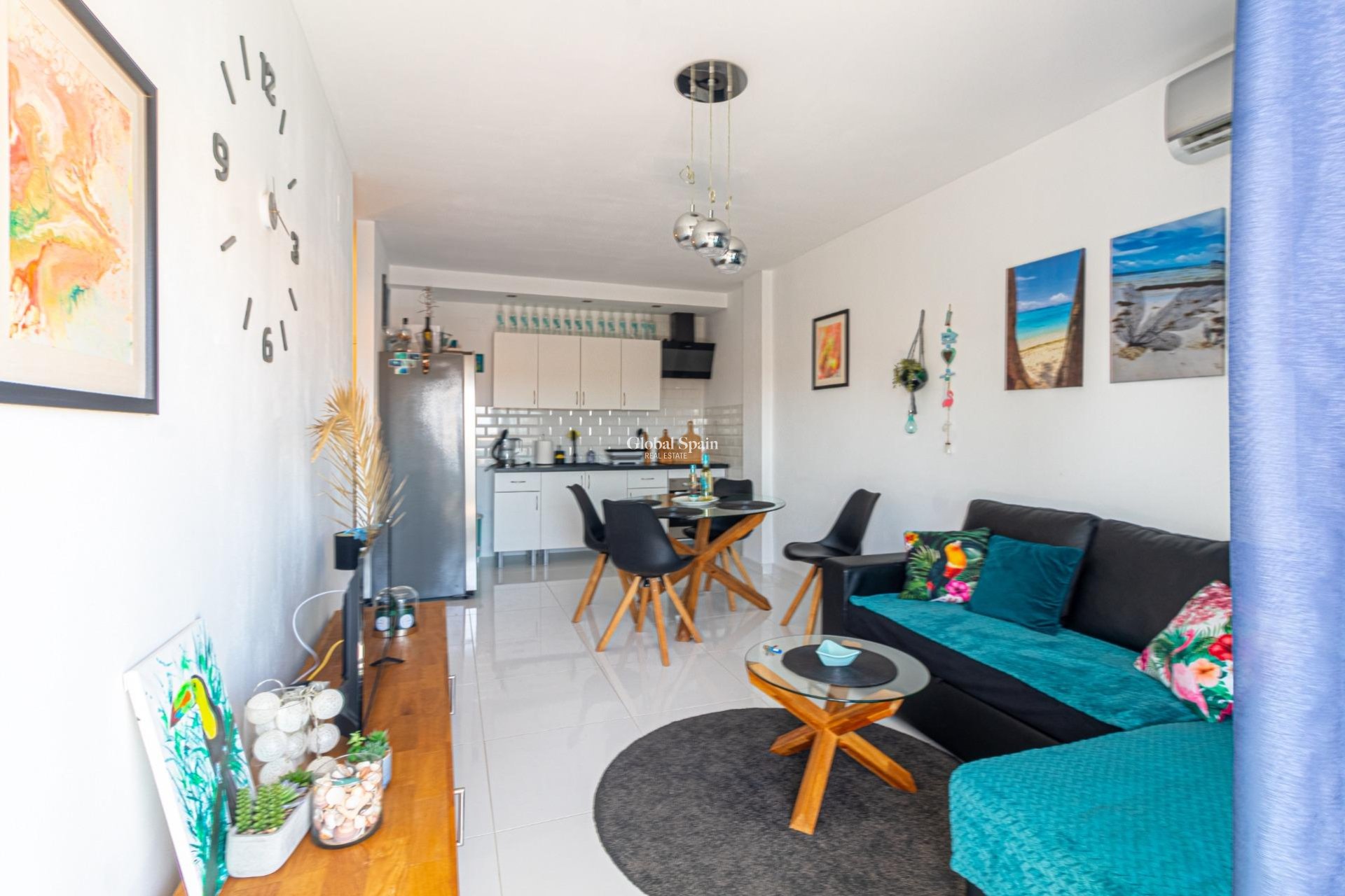 Wiederverkauf - WOHNUNG -
ORIHUELA COSTA - La Regia