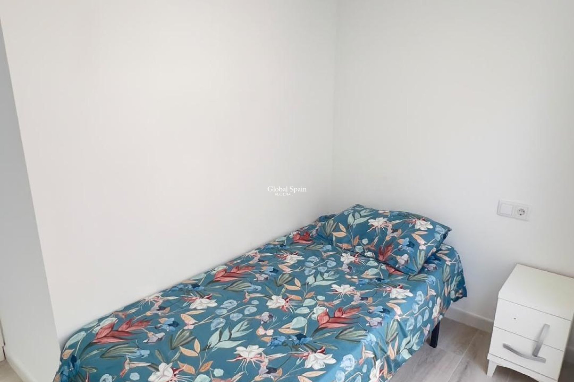 Wiederverkauf - WOHNUNG -
ORIHUELA COSTA - La Regia
