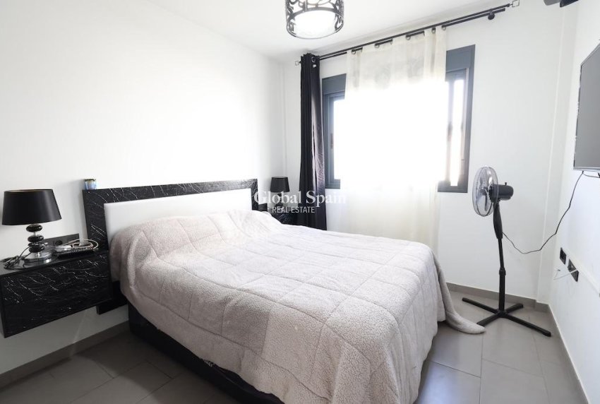 Wiederverkauf - Wohnung -
ORIHUELA COSTA - La Zenia